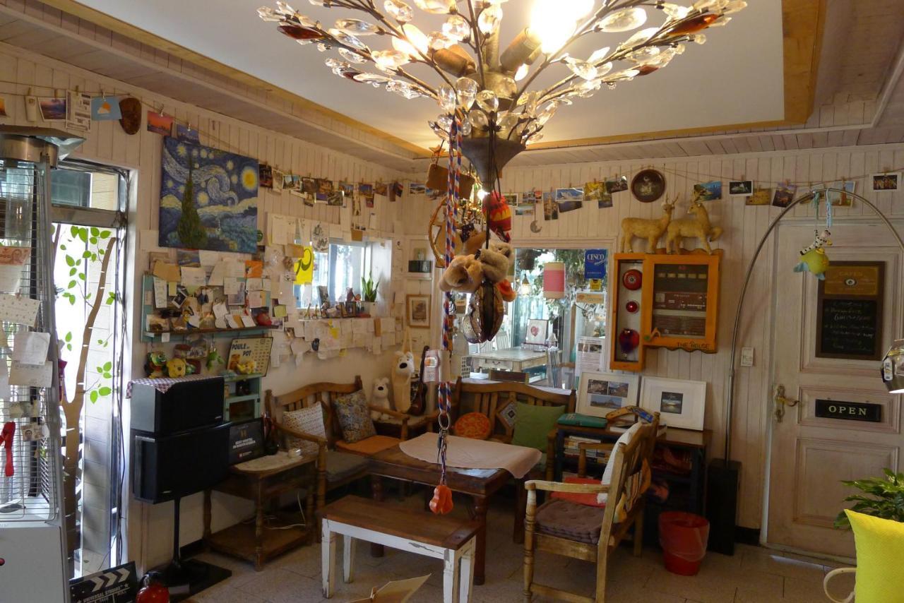 The House Hostel Сокчхо Екстер'єр фото